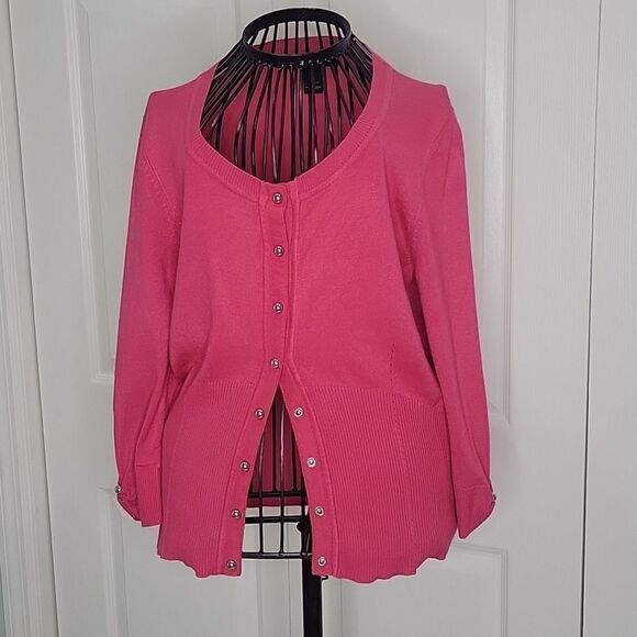 WHITE HOUSE/BLACK MARKET Pink Scoop Neck Fitted Sweater Size Small - Picture 1 of 7